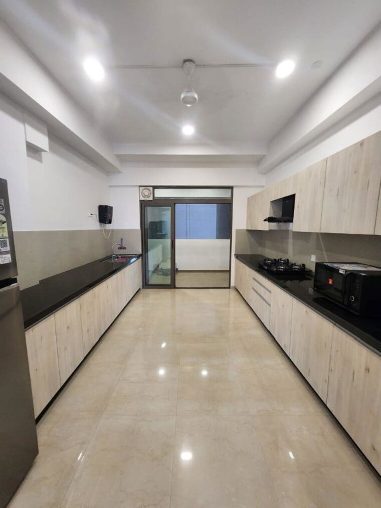 Kitchen, omkar-1973 4 Bedroom 3500 Sq.Ft. Apartment In Worli Mumbai 10158637