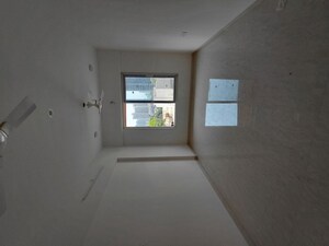 Room in 2 BHK Apartment at Parekh Celeste, Goregaon West – for Rent