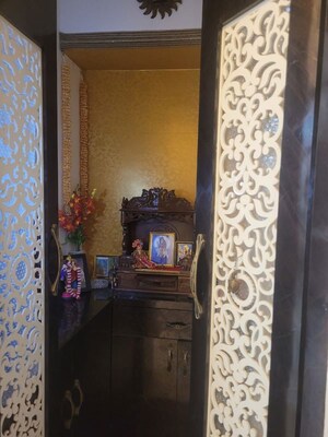 Bedroom in 2 BHK Apartment at Lodha Amara, Kolshet Road – for Rent