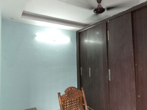 Furnished Amenities in 2 BHK Builder Floor at Dwarka Mor – for Rent