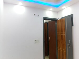 Furnished Amenities in 1 BHK Builder Floor at Dwarka Mor – for Rent