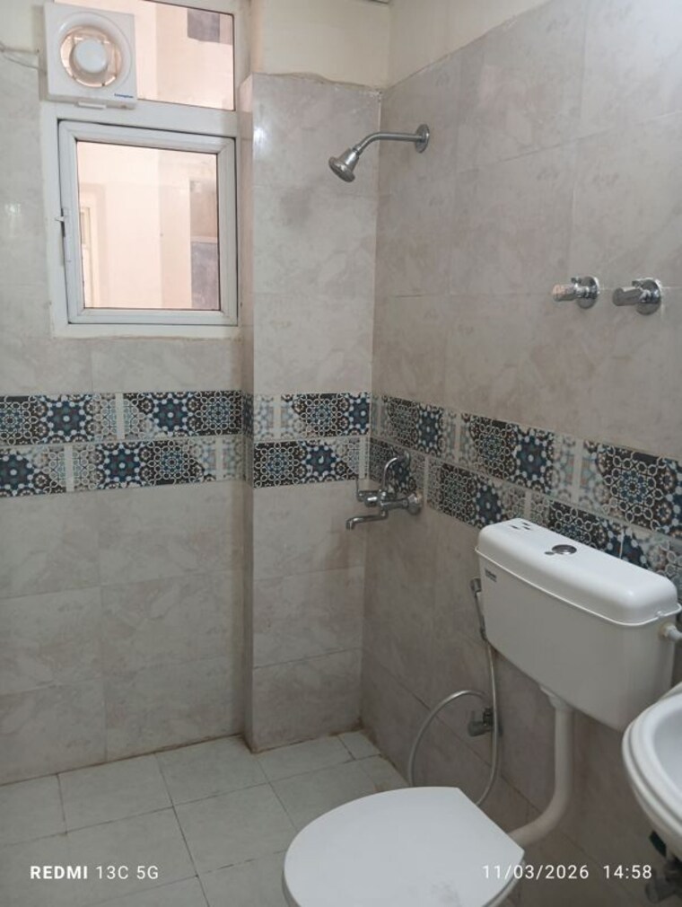 Bathroom, signature-global-prime 2 Bedroom 1232 Sq.Ft. Apartment In Sector 63a Gurgaon 10159179