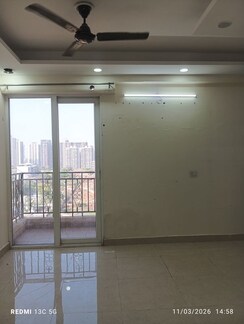2 BHK + Pooja Room Apartment For Rent in Signature Global Prime