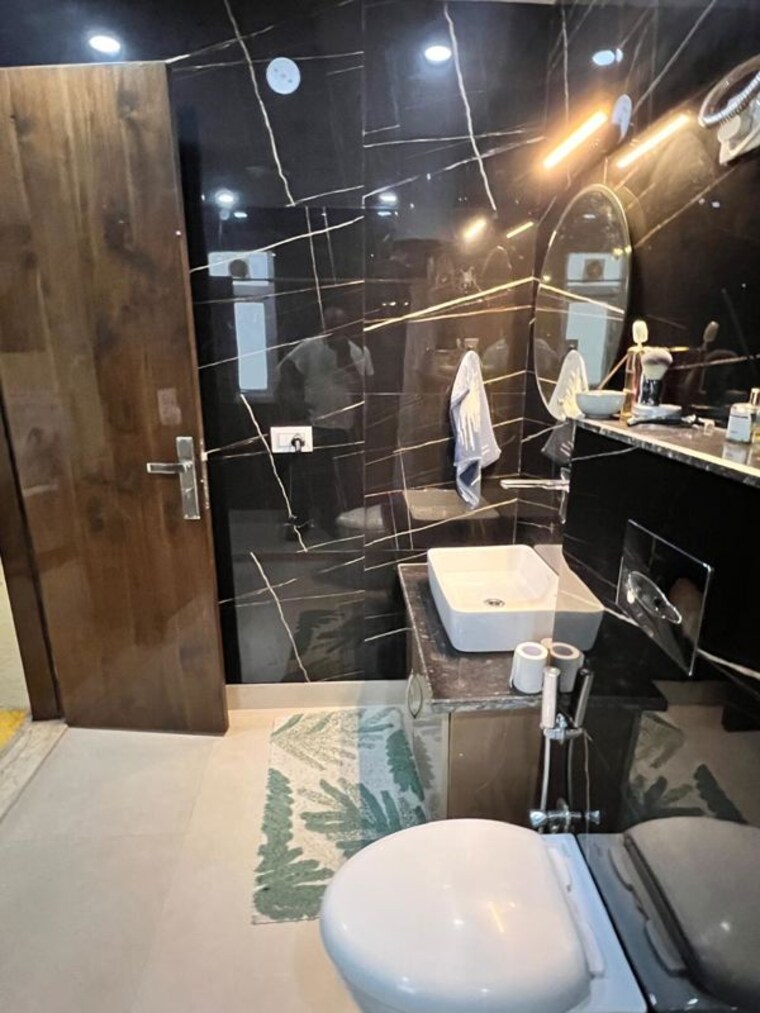 Master Bedroom, sector 52 4 Bedroom 2200 Sq.Ft. Builder Floor In Sector 52 Gurgaon 10159184