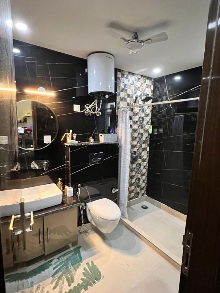 Master Bedroom, sector 52 4 Bedroom 2200 Sq.Ft. Builder Floor In Sector 52 Gurgaon 10159184