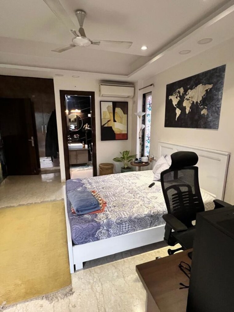 Master Bedroom, sector 52 4 Bedroom 2200 Sq.Ft. Builder Floor In Sector 52 Gurgaon 10159184