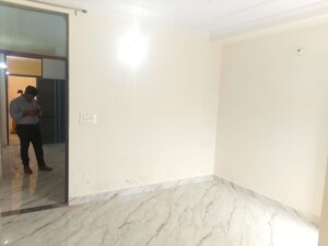 Room in 2 BHK Builder Floor at Nawada – for Rent