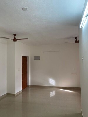 Room in 2 BHK Apartment at Mangala Nagar – for Rent