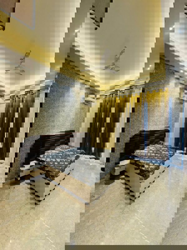 3 BHK + Servant Room 4010 Sq.Ft. Apartment in M3M Polo Suites