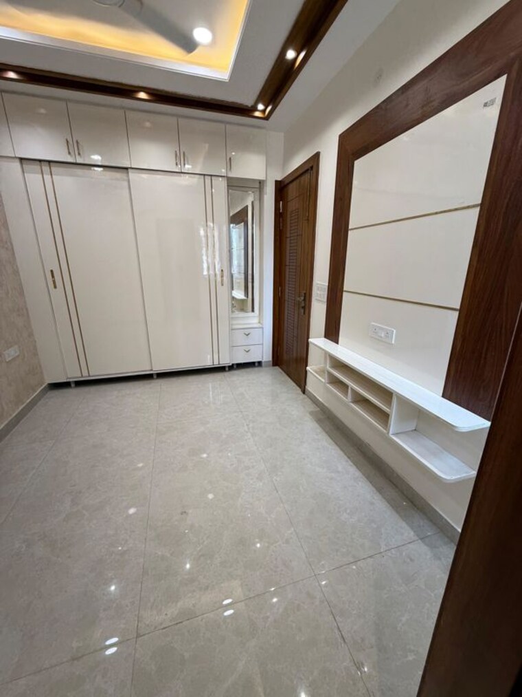 Room, east of kailash 3 Bedroom 1422 Sq.Ft. Builder Floor In East Of Kailash Delhi 10159628