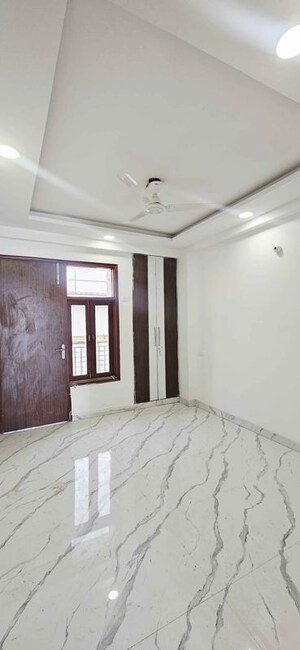 Bedroom in 1 BHK Builder Floor at Saket – for Rent