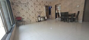 Room in 2 BHK Apartment at La Classic, Malad West – for Rent