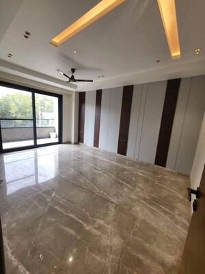 Room in 5 BHK Apartment at Adani Samsara, Sector 60 – for Sale