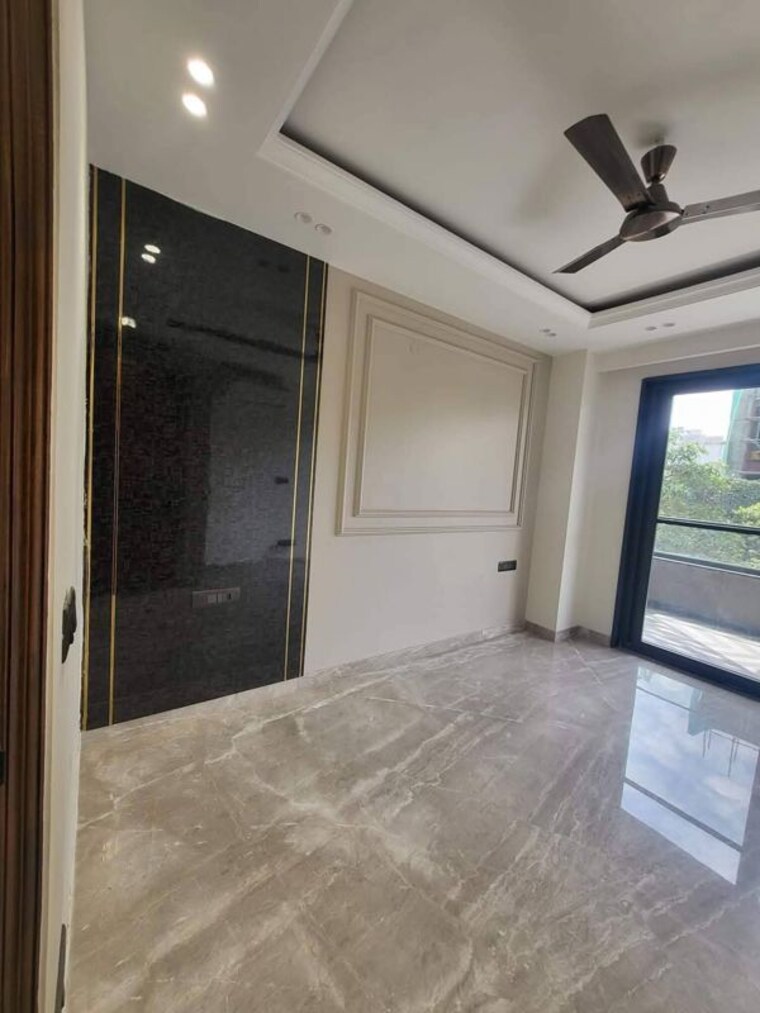 Room, adani-samsara 5 Bedroom 500 Sq.Yd. Apartment In Sector 60 Gurgaon 10159757