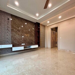 Room in 3 BHK Builder Floor at Sector 49 – for Sale