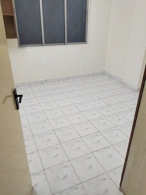 Room in 2 BHK Apartment at Parmar Park Phase II, Wanwadi – for Rent