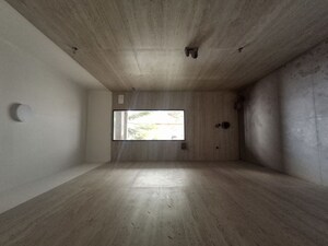 Room in 2 BHK Apartment at Balaji Heights Borivali, Borivali East – for Sale