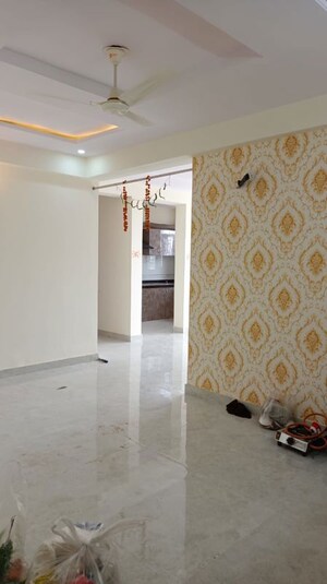 Room in 3 BHK Apartment at Vaishali Nagar – for Rent
