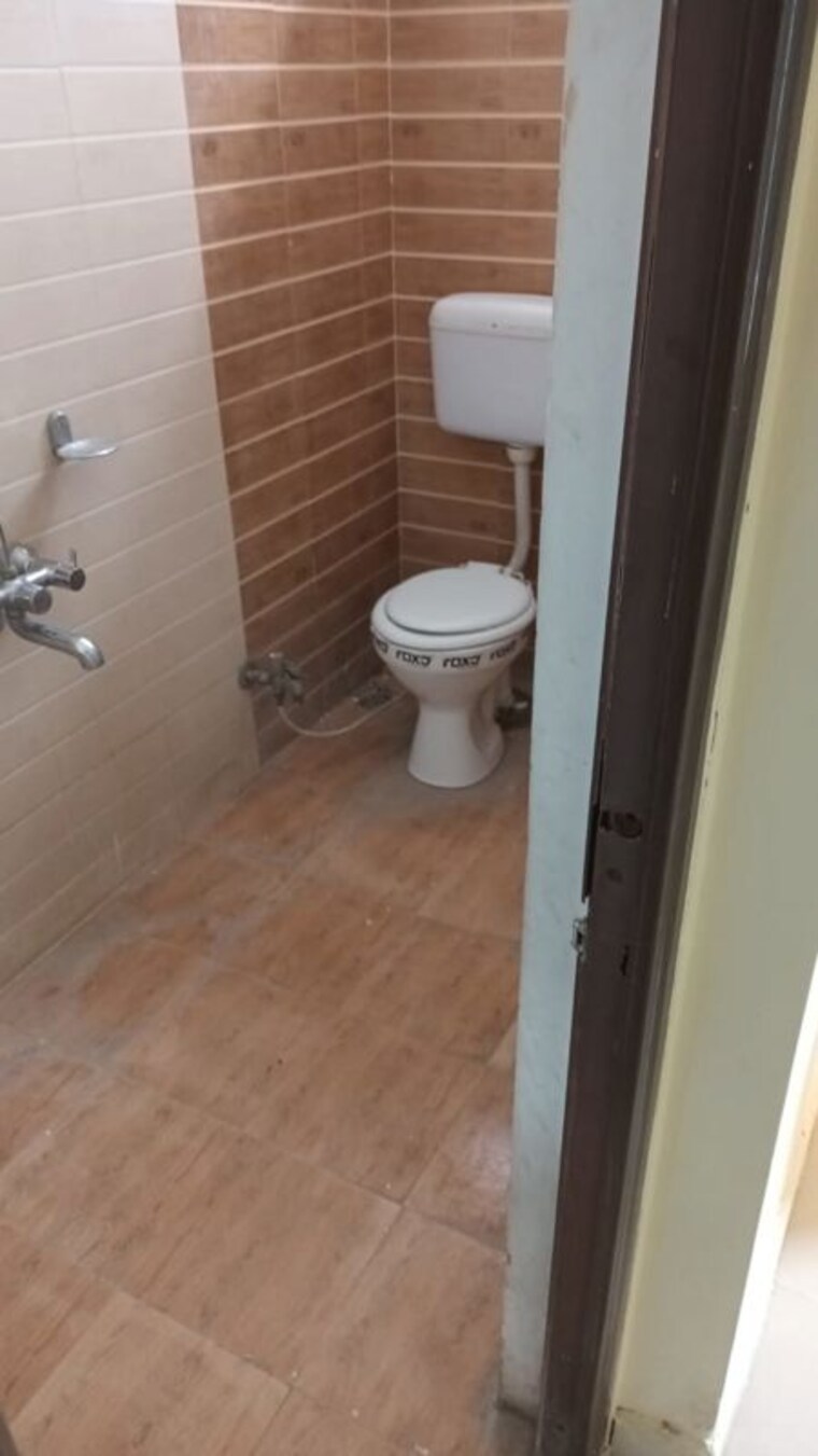 Bathroom, silicon city 2 Bedroom 1100 Sq.Ft. Apartment In Silicon City Indore 9909279