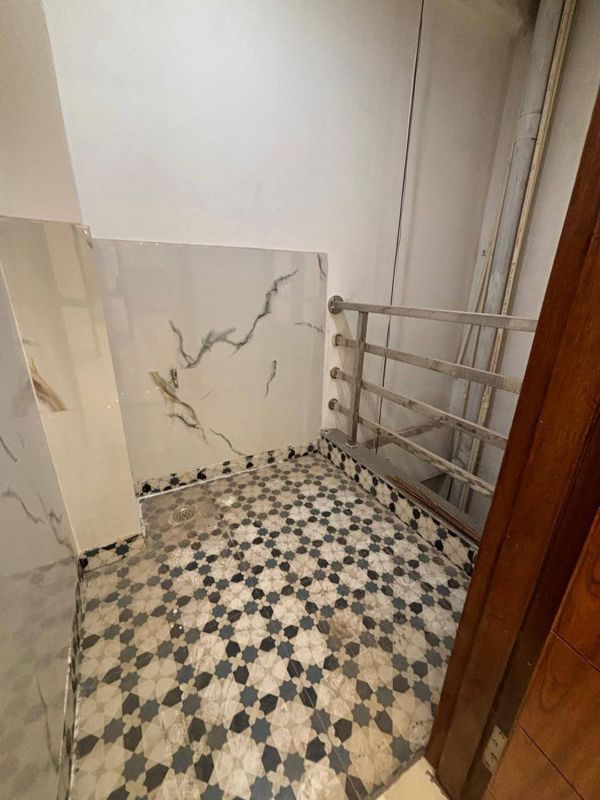 3 BHK Builder Floor For Rent in Saket