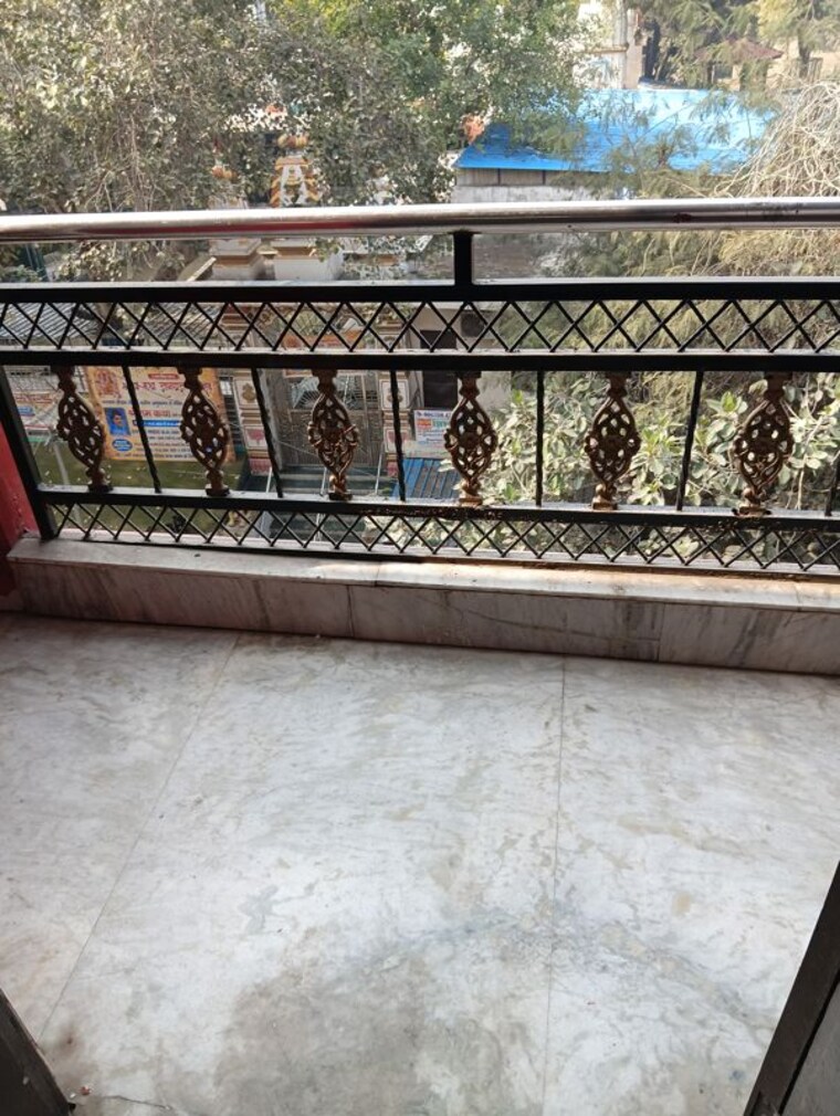 Balcony, kalkaji 1 Bedroom 565 Sq.Ft. Builder Floor In Kalkaji Delhi 10160023