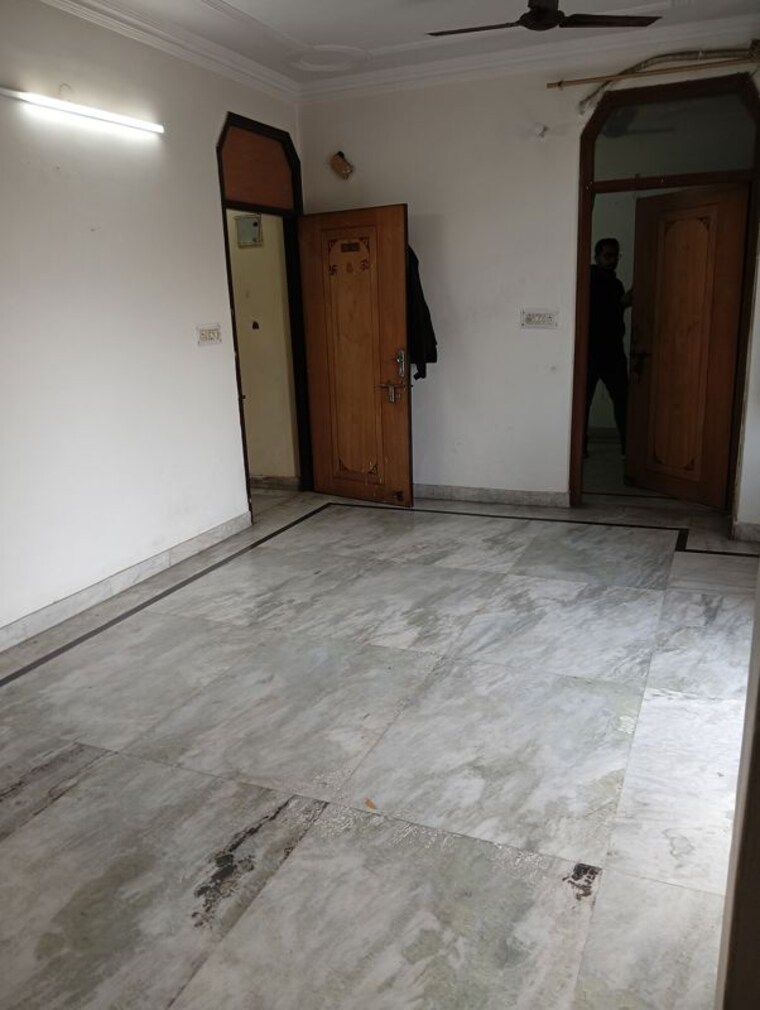 Room, kalkaji 1 Bedroom 565 Sq.Ft. Builder Floor In Kalkaji Delhi 10160023