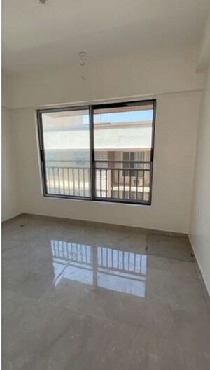 Bedroom in 3 BHK Apartment at Sabari Mira, Chembur – for Rent