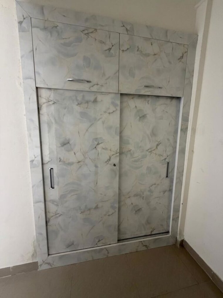 Bathroom, amrapali-heartbeat-city 3.5 Bedroom 2125 Sq.Ft. Apartment In Sector 107 Noida 10160181