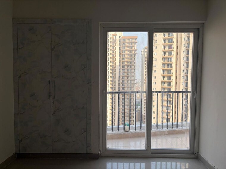 Room, amrapali-heartbeat-city 3.5 Bedroom 2125 Sq.Ft. Apartment In Sector 107 Noida 10160181