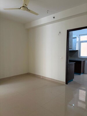 3.5 BHK Apartment For Rent in Amrapali Heartbeat City, Sector 107