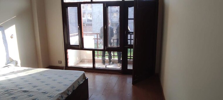 Room, ambala highway 2 Bedroom 1250 Sq.Ft. Apartment In Ambala Highway Zirakpur 10160235