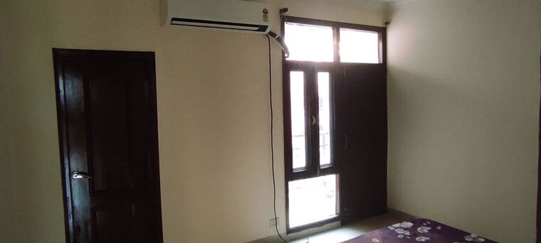 Room, ambala highway 2 Bedroom 1250 Sq.Ft. Apartment In Ambala Highway Zirakpur 10160235