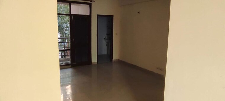 Room, ambala highway 2 Bedroom 1250 Sq.Ft. Apartment In Ambala Highway Zirakpur 10160235