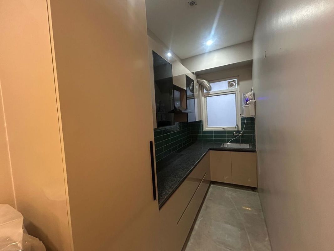 3.5 BHK + Servant Room 2450 Sq.Ft. Apartment in BPTP Downtown 66