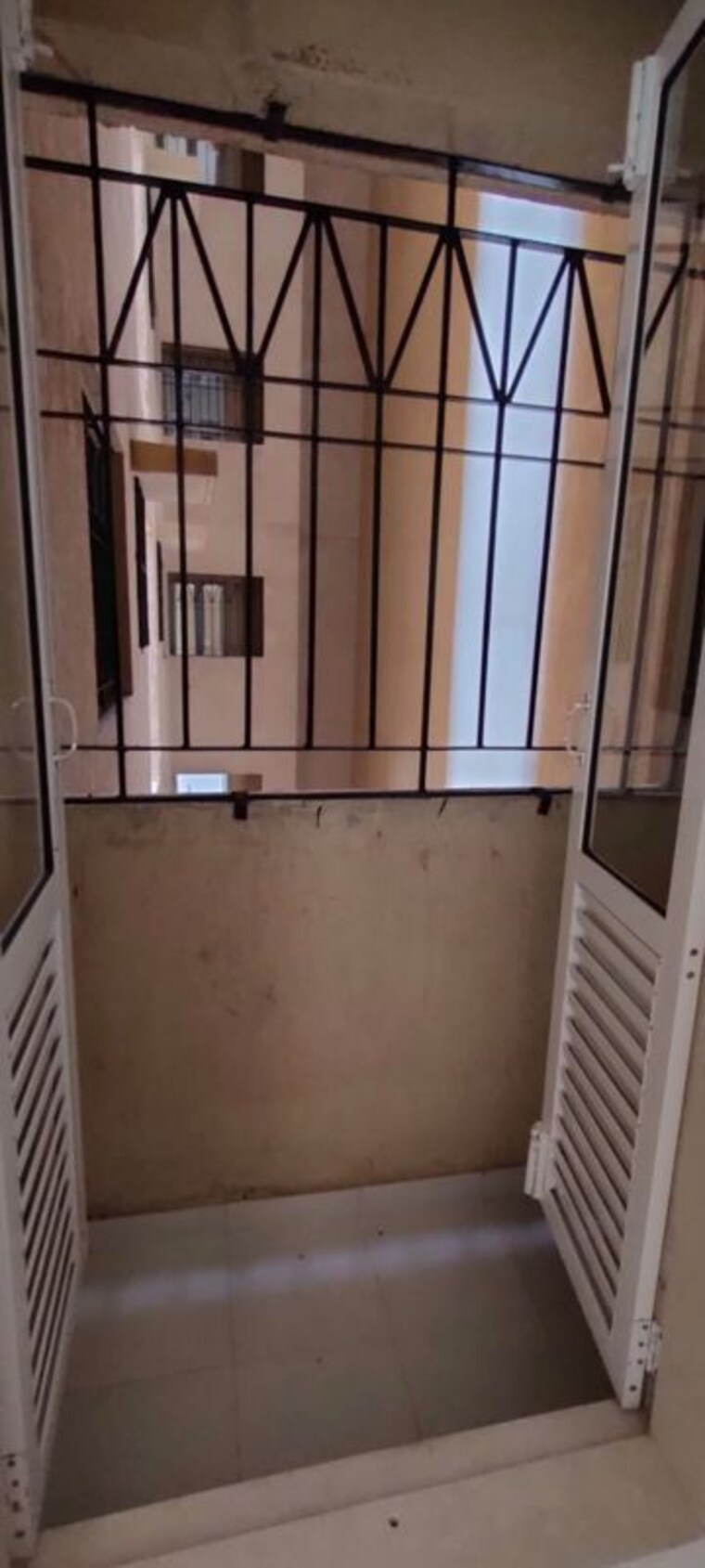 Balcony, dosti-west-county 2 Bedroom 640 Sq.Ft. Apartment In Balkum Pada Thane 10160517