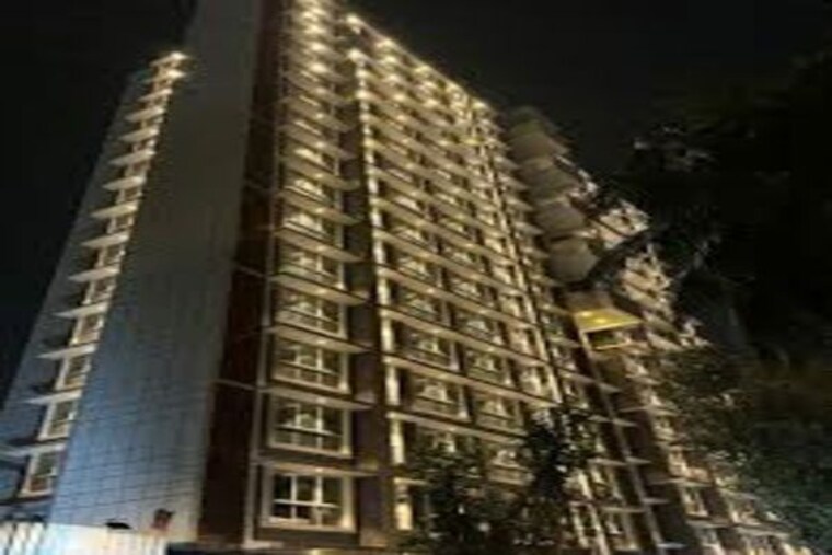 Exterior View, santacruz west 1 Bedroom 500 Sq.Ft. Apartment In Santacruz West Mumbai 10160427