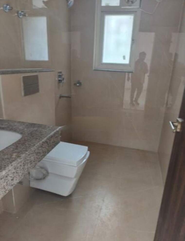 Bathroom, rishita-manhattan 4 Bedroom 2460 Sq.Ft. Apartment In Gomti Nagar Lucknow 10160552
