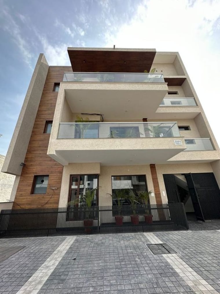 Exterior View, aerocity 6+ Bedroom 300 Sq.Yd. Independent House In Aerocity Mohali 10160556