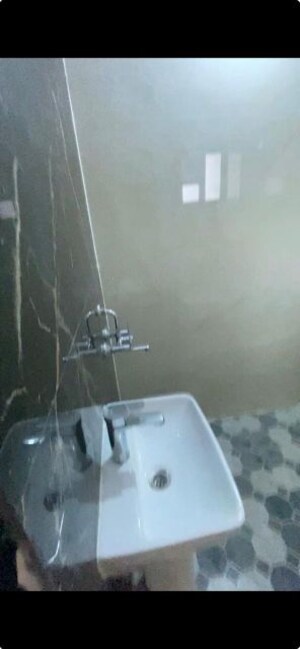 Bedroom in 1 RK Independent House at Eta I Greater Noida – for Rent