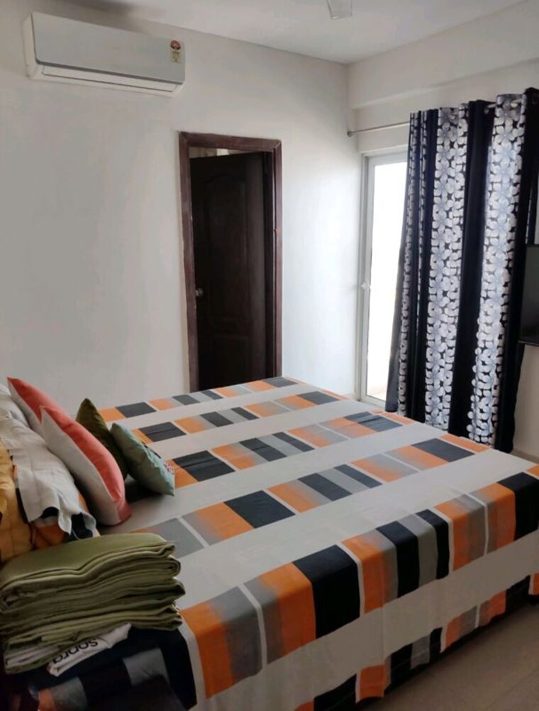 Bedroom, mahagun-mywoods 2 Bedroom 704 Sq.Ft. Apartment In Sector 16c Greater Noida Greater Noida 10160640