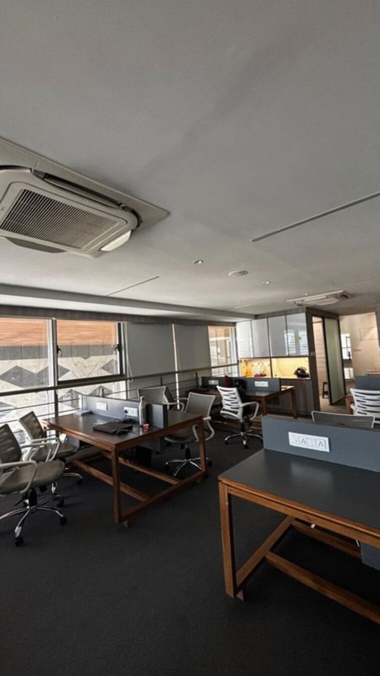 Gym, zion-z-one Commercial Office Space 1847 Sq.Ft. In Bodakdev Ahmedabad 10160633