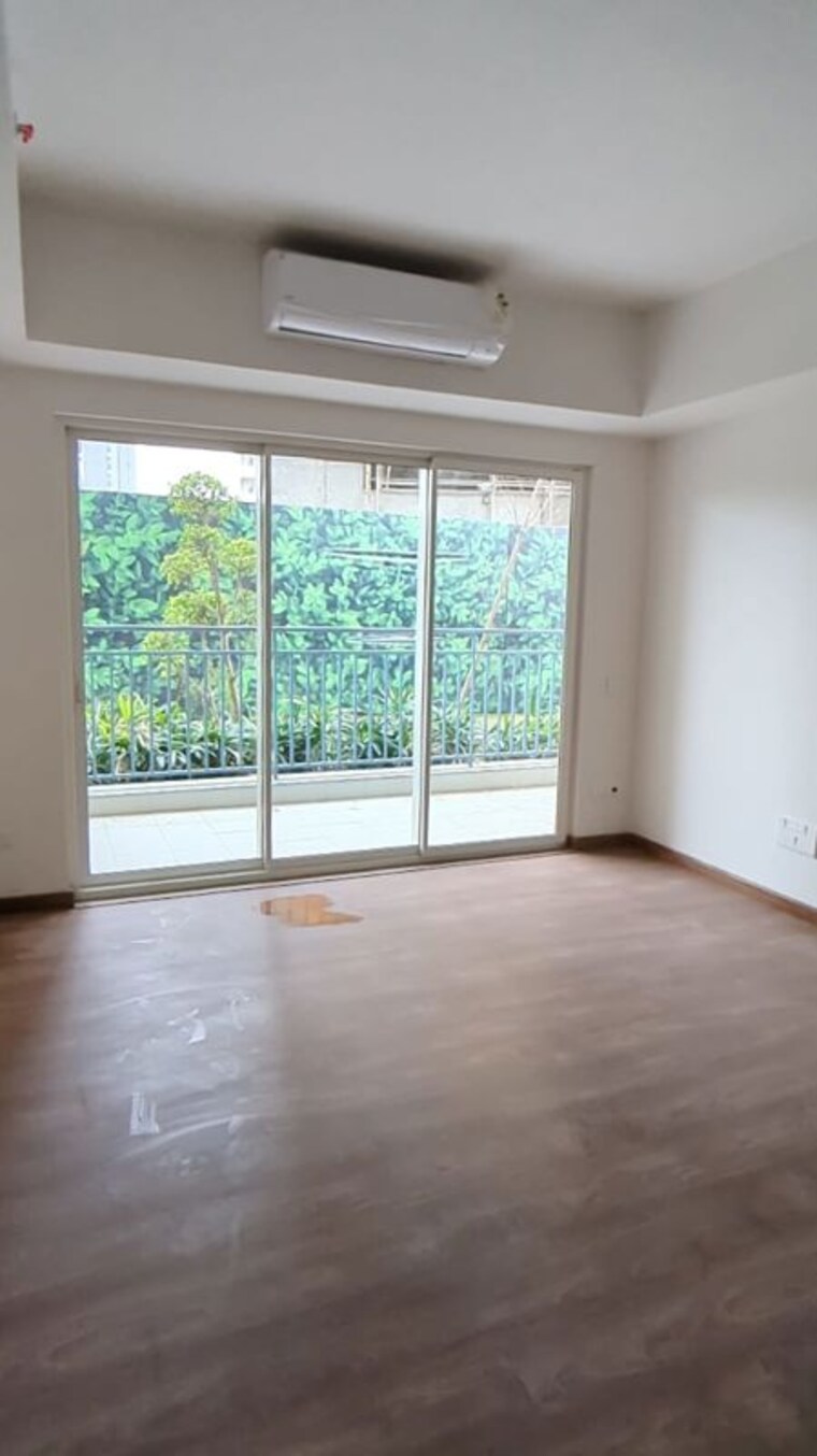 Room, sector 85 3.5 Bedroom 2130 Sq.Ft. Apartment In Sector 85 Gurgaon 10160750