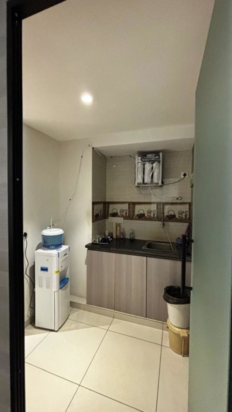 Kitchen, zion-z-one Commercial Office Space 1847 Sq.Ft. In Bodakdev Ahmedabad 10160748