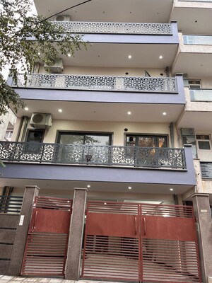  Pg – Exterior View View at Sector 38 - for Rent