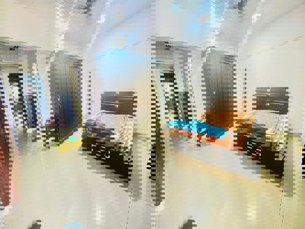 3 BHK 1662 Sq.Ft. Apartment in Crystal Isle Apartment