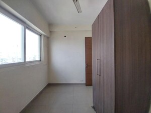 Room in 3 BHK Apartment at Saya Zion, Sector 4 Greater Noida – for Rent