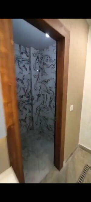 Furnished Amenities in 2 BHK Builder Floor at Shakti Khand Iii – for Sale