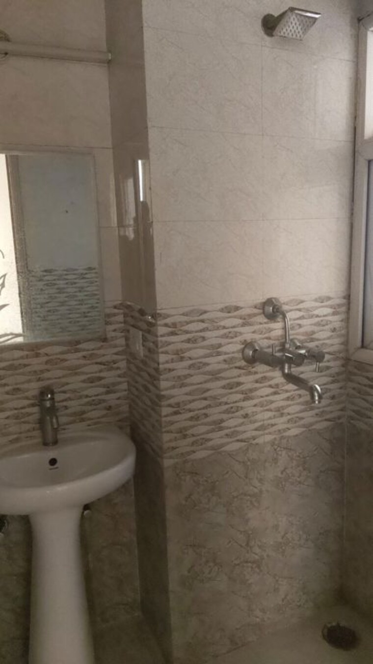 Bathroom, supertech-eco-village-ii 2 Bedroom 1106 Sq.Ft. Apartment In Sector 16b Greater Noida Greater Noida 10160829