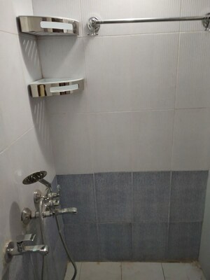 Bathroom in 1 RK Independent House at Bhogal – for Rent