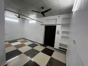 Room in 1 RK Independent House at Bhogal – for Rent